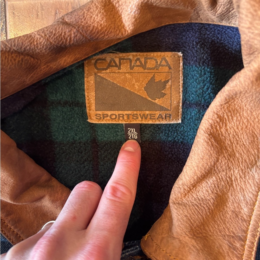 Vintage 90s Canada Sportswear Denim Jacket - Picture 4 of 9